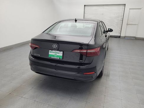 Used 2024 Volkswagen Jetta SE FWD image 7