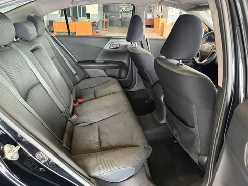 Used 2015 Honda Accord LX image 12