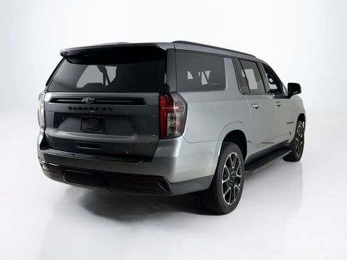 Used 2024 Chevrolet Suburban RST w/ Luxury Package RWD image 5