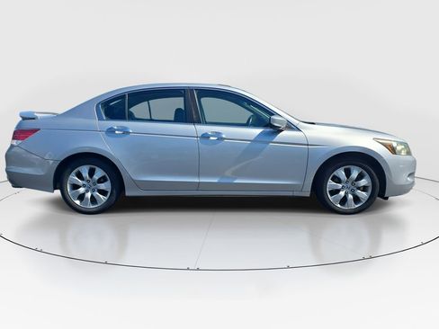 Used 2010 Honda Accord EX-L image 4