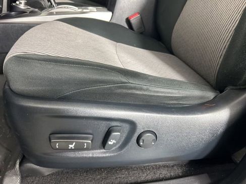 Used 2021 Toyota 4Runner SR5 image 27