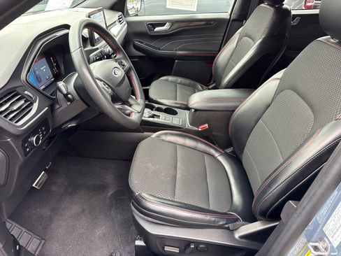 Used 2023 Ford Escape ST-Line w/ Equipment Group 301A FWD image 26