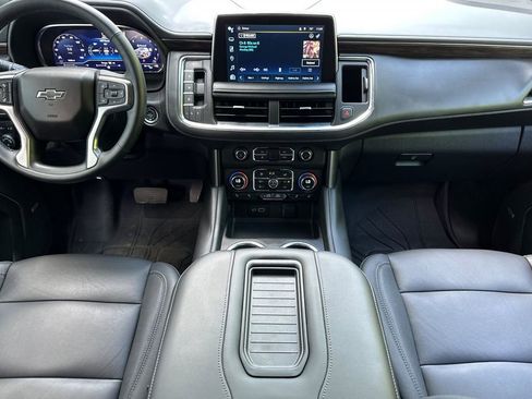 Used 2023 Chevrolet Tahoe Z71 w/ Z71 Off-Road Package AWD/4WD image 13