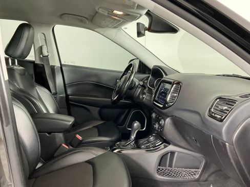 Used 2020 Jeep Compass Latitude AWD/4WD image 15