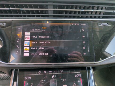 Certified 2023 Audi Q8 Premium w/ Convenience Package AWD/4WD image 22