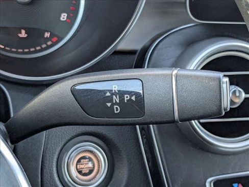 Used 2021 Mercedes-Benz GLC 300 image 12