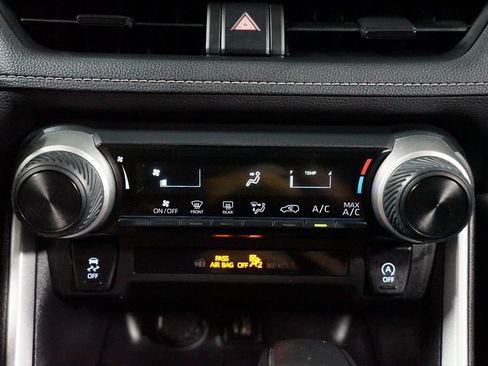 Certified 2024 Toyota RAV4 LE FWD image 20