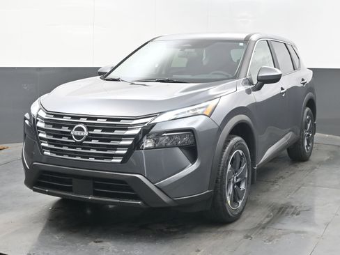 New 2026 Nissan Rogue SV image 3