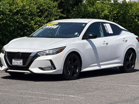 Used 2022 Nissan Sentra SR FWD image 7