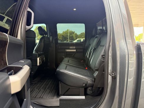 Used 2022 Ford F350 Lariat w/ Lariat Ultimate Package AWD/4WD image 36