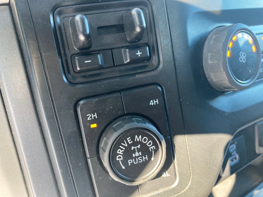 Used 2022 Ford F150 XLT w/ XTR Package AWD/4WD image 42