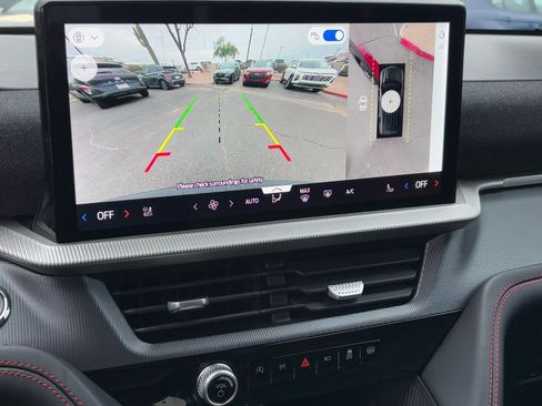 Used 2025 Ford Explorer ST image 25