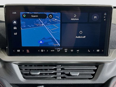 Used 2025 Ford Explorer ST-Line w/ ST-Line Street Pack image 14