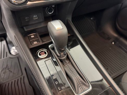 Used 2023 Nissan Kicks SV image 18