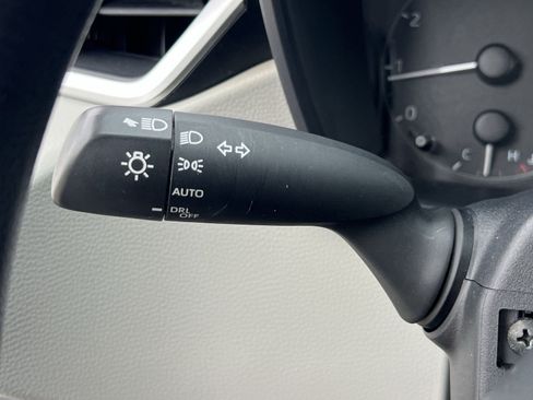 Used 2024 Toyota Corolla LE FWD image 33
