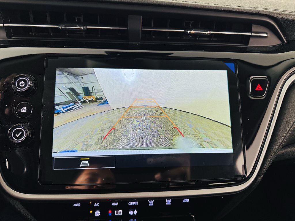 Used 2023 Chevrolet Bolt EUV LT FWD image 15