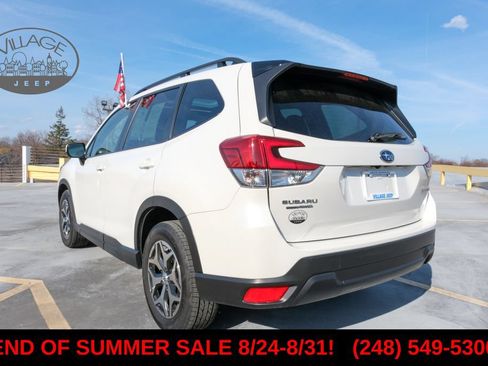 Used 2024 Subaru Forester Premium AWD/4WD image 7