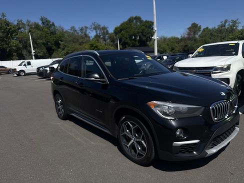 Used 2018 BMW X1 sDrive28i image 10