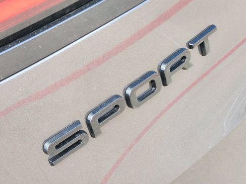 New 2026 Land Rover Range Rover Sport SE image 8