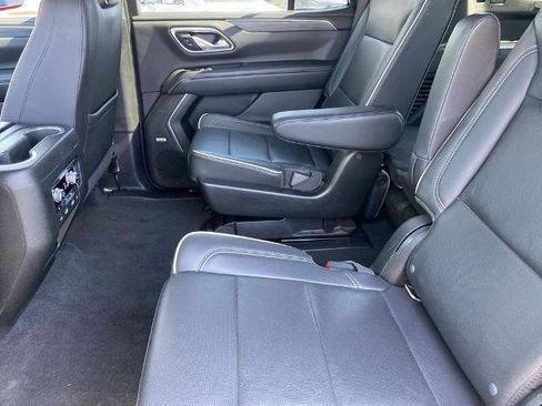 Certified 2021 GMC Yukon SLT w/ SLT Luxury Plus Package AWD/4WD image 22