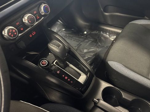 Used 2023 Nissan Versa SV image 20