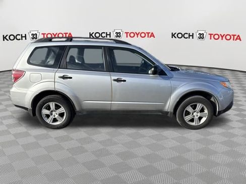 Used 2011 Subaru Forester 2.5X image 8