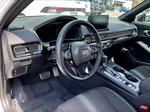 Used 2023 Honda Civic Sport image 17