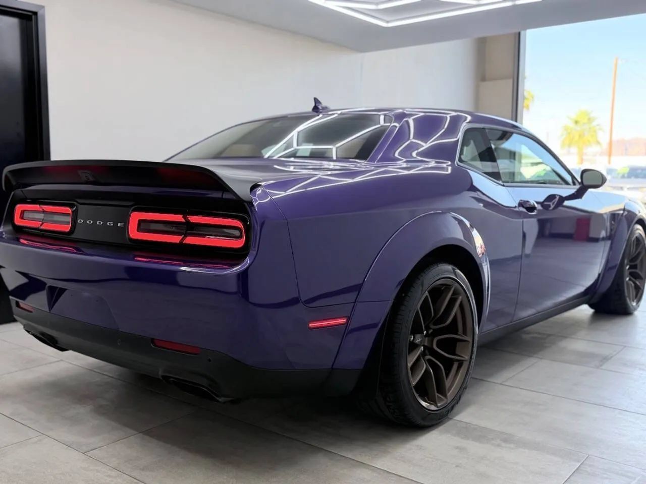 Used 2023 Dodge Challenger SRT Hellcat RWD image 4
