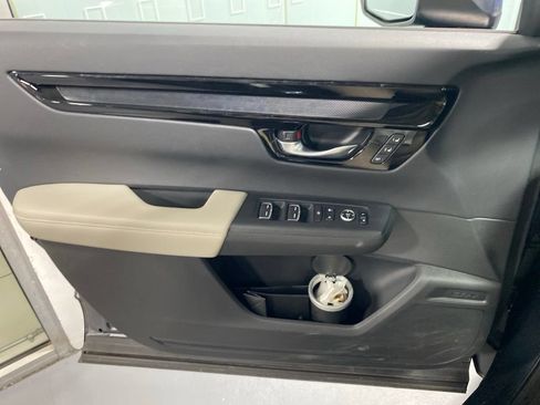 Used 2024 Honda CR-V EX-L image 7