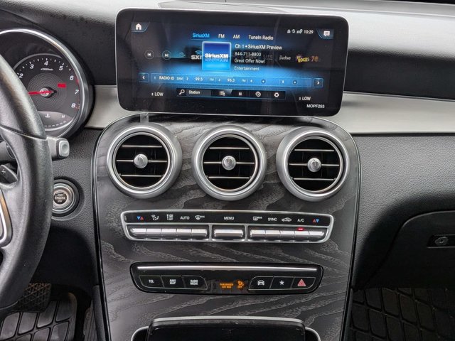 Used 2021 Mercedes-Benz GLC 300 image 16