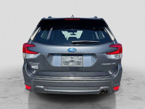 Certified 2023 Subaru Forester Premium AWD/4WD image 4