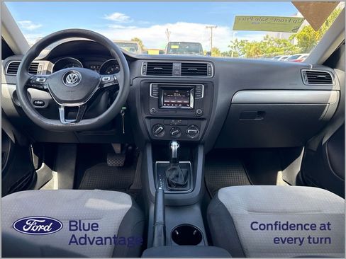 Used 2017 Volkswagen Jetta S FWD image 4