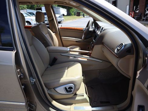 Used 2008 Mercedes-Benz GL 320 CDI 4MATIC image 22