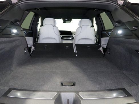 Used 2024 Cadillac Lyriq AWD Luxury image 48