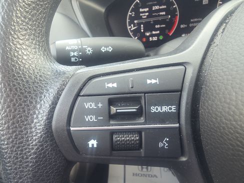 Used 2024 Honda HR-V LX image 26