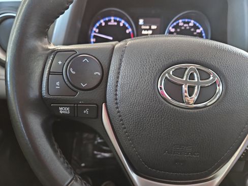 Used 2018 Toyota RAV4 XLE image 24
