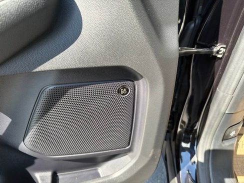 Used 2023 Ford Escape Platinum w/ Premium Technology Package AWD/4WD image 17