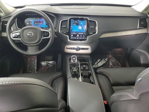 Certified 2025 Volvo XC90 T8 Ultra w/ Protection Package Premier AWD/4WD image 15