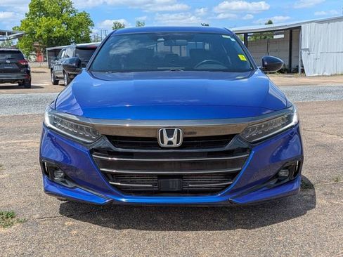 Used 2021 Honda Accord Sport image 9