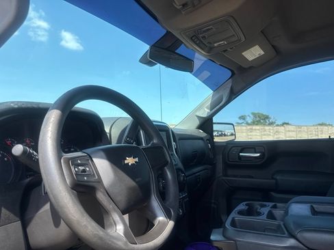 Used 2020 Chevrolet Silverado 1500 Custom w/ Custom Value Package RWD image 35