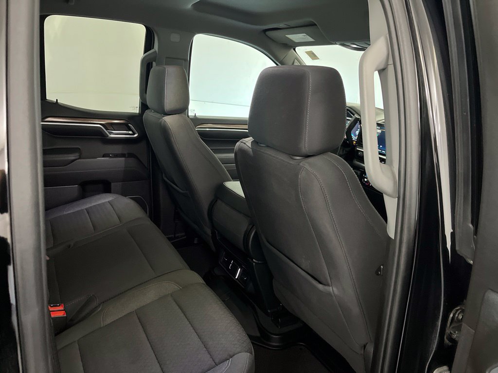 Used 2023 Chevrolet Silverado 1500 RST w/ Redline Edition AWD/4WD image 22