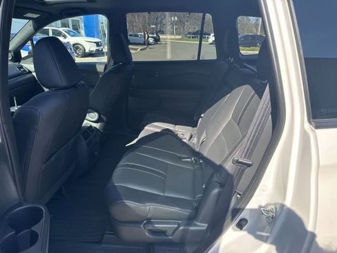 Used 2023 Honda Passport TrailSport image 39
