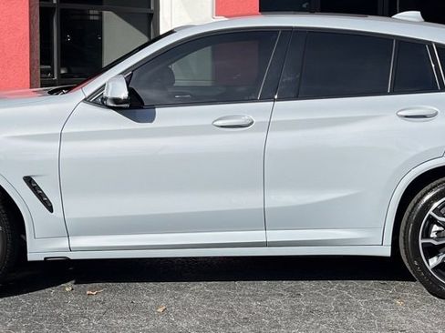 Used 2022 BMW X4 xDrive30i w/ M Sport Package 2 image 4