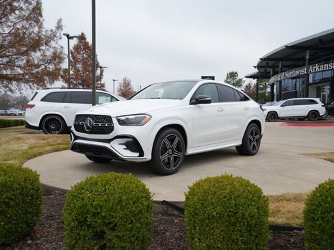 New 2026 Mercedes-Benz GLE 450 4MATIC Coupe image 3