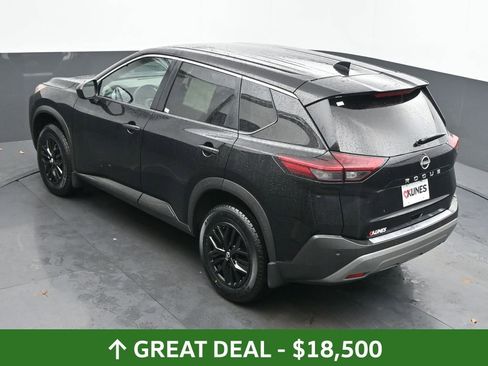 Used 2023 Nissan Rogue S image 35