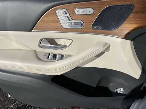 Used 2020 Mercedes-Benz GLE 450 GLE 450 image 33