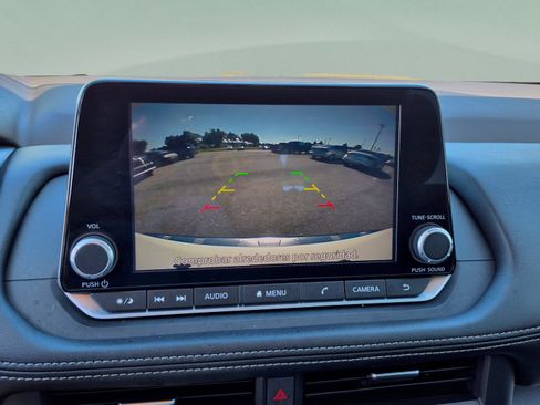 Certified 2023 Nissan Rogue SV FWD image 24