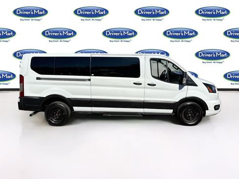 Used 2023 Ford Transit 350 XLT image 9