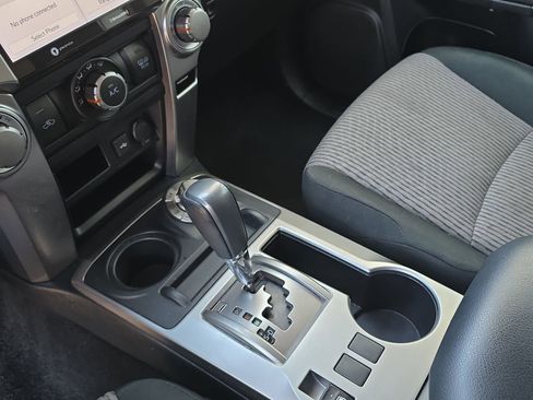 Used 2024 Toyota 4Runner SR5 AWD/4WD image 54