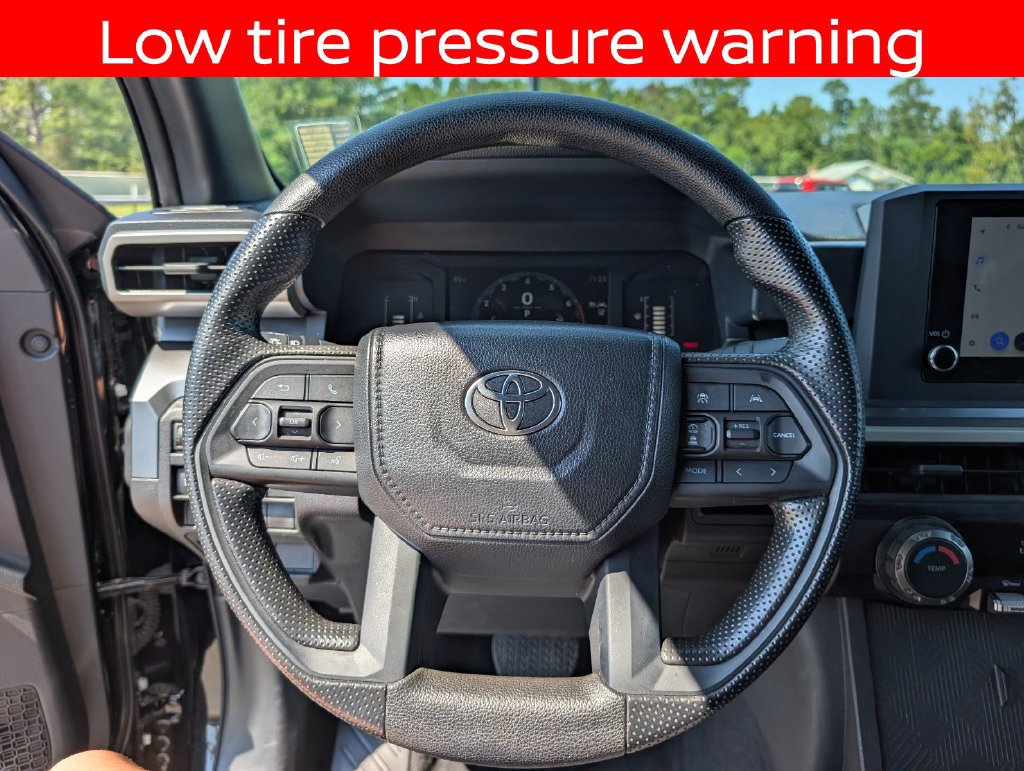 Used 2025 Toyota Tacoma SR5 AWD/4WD image 26